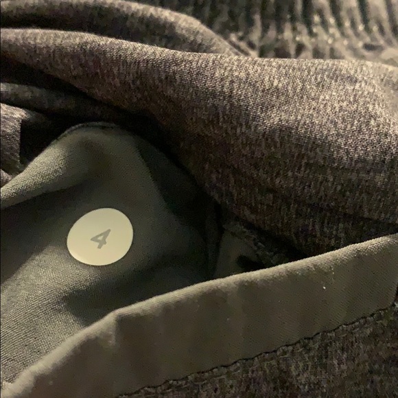 Lululemon shorts - Picture 5 of 5